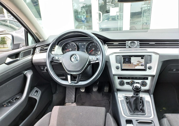 Volkswagen Passat cena 59900 przebieg: 90242, rok produkcji 2015 z Skierniewice małe 254